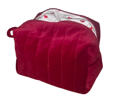 The Romantic Velvet Pouch